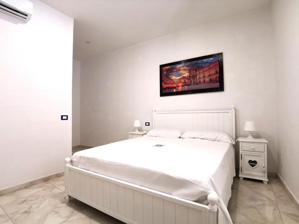 סירקוזה Paolanna Rooms מראה חיצוני תמונה
